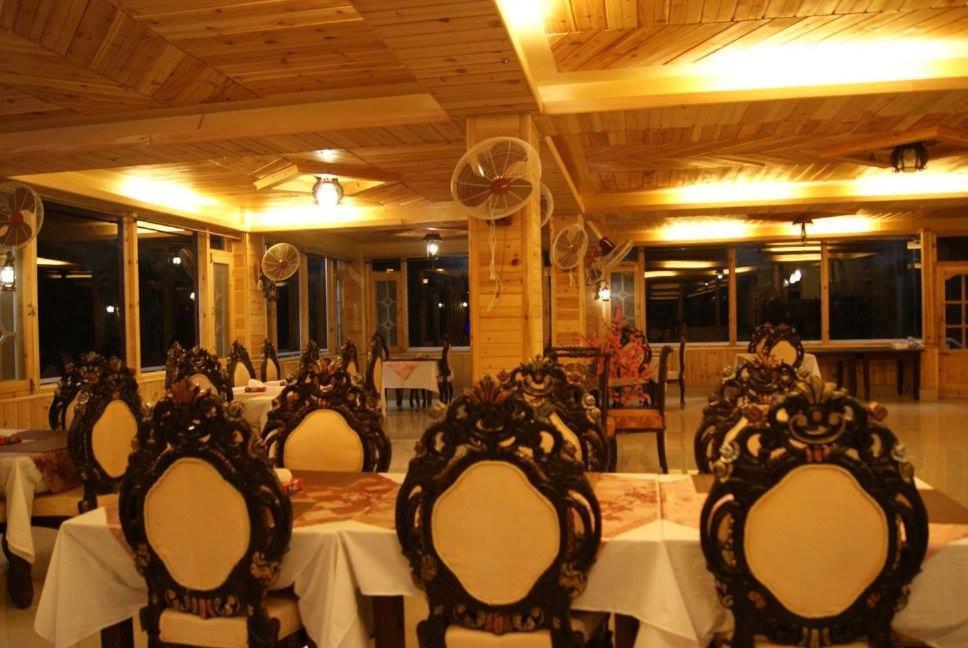 Fairy Land Hotel Karimabad  Exteriör bild
